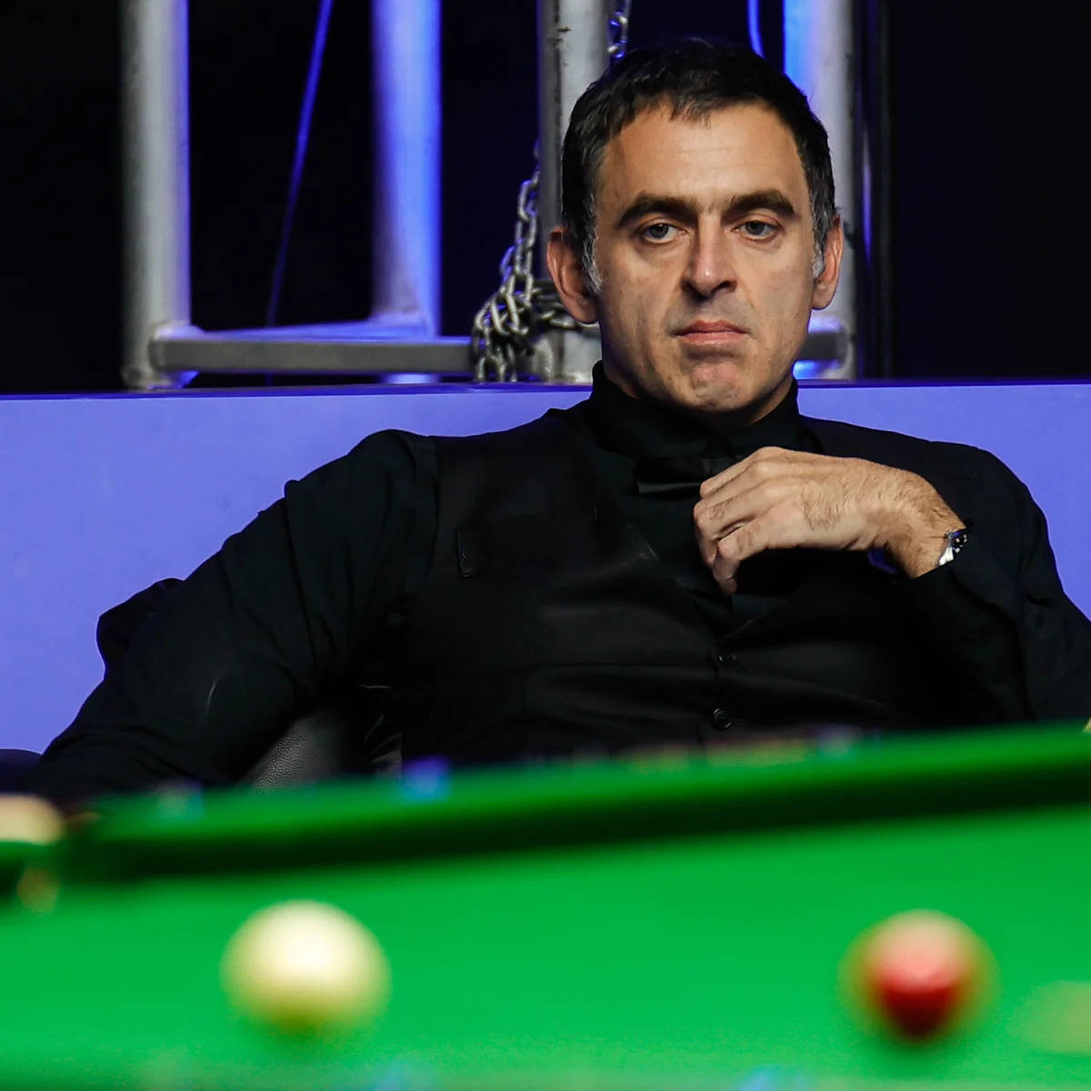 座现代与传 座现代与传