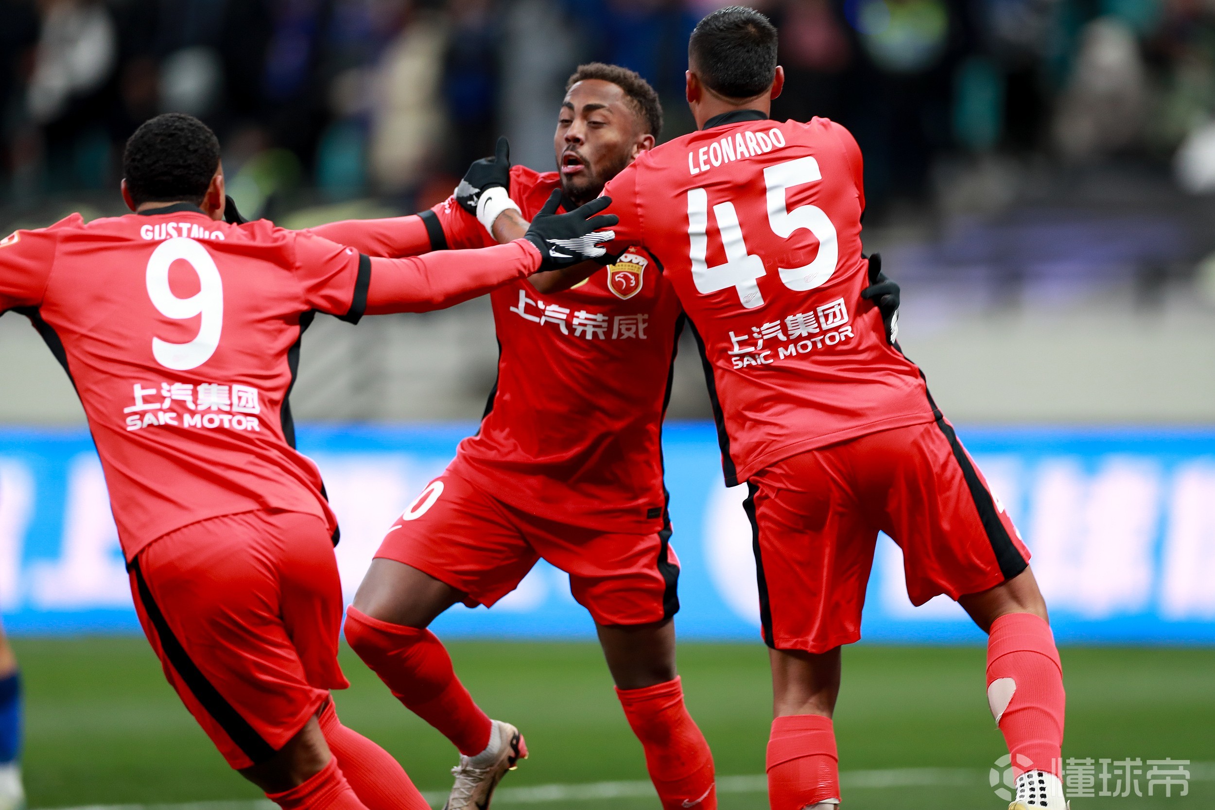 掘金队凭借 掘金队凭借