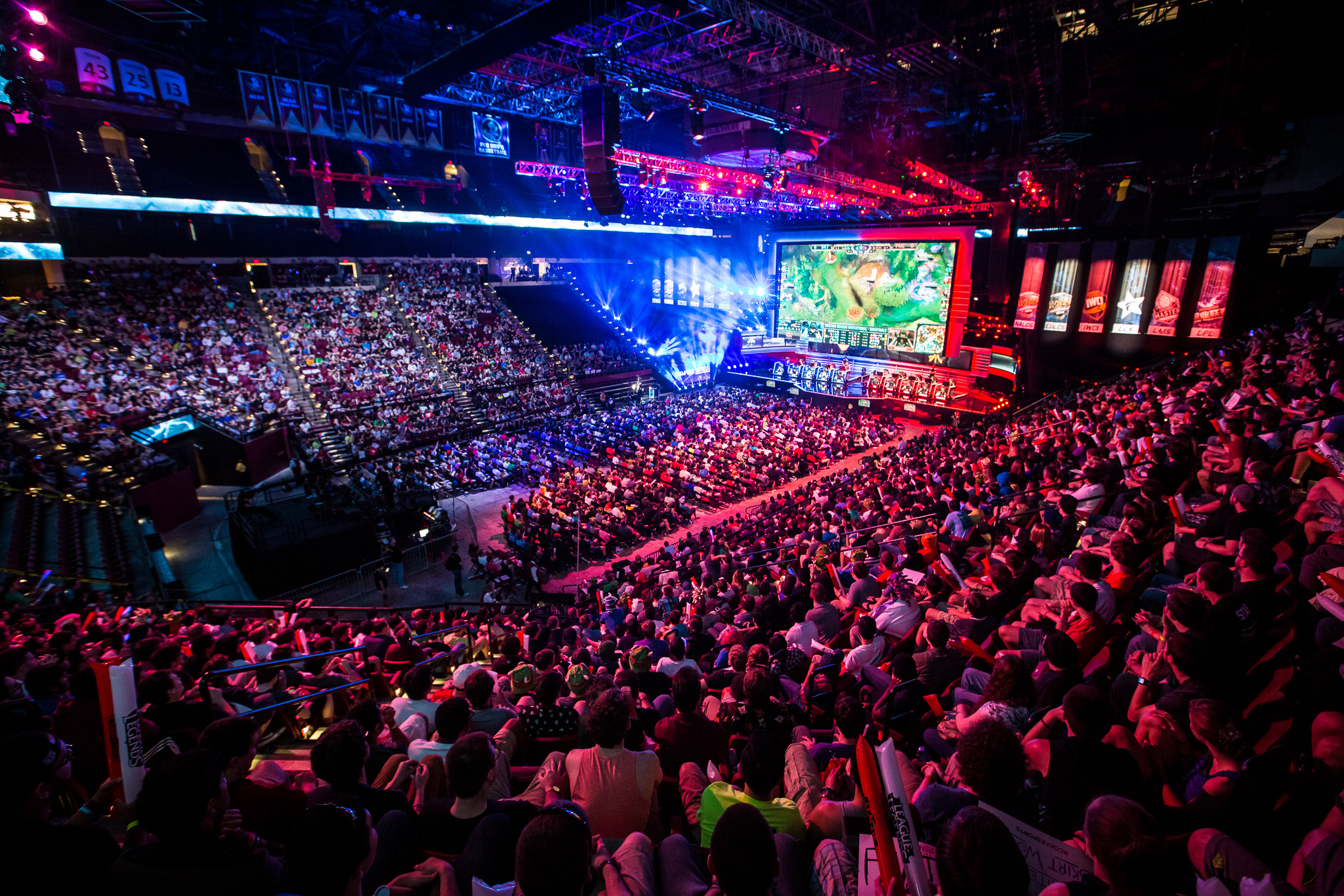 也许在合同 也许在合同