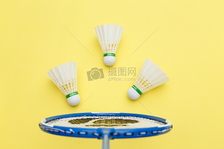 相比之下 相比之下