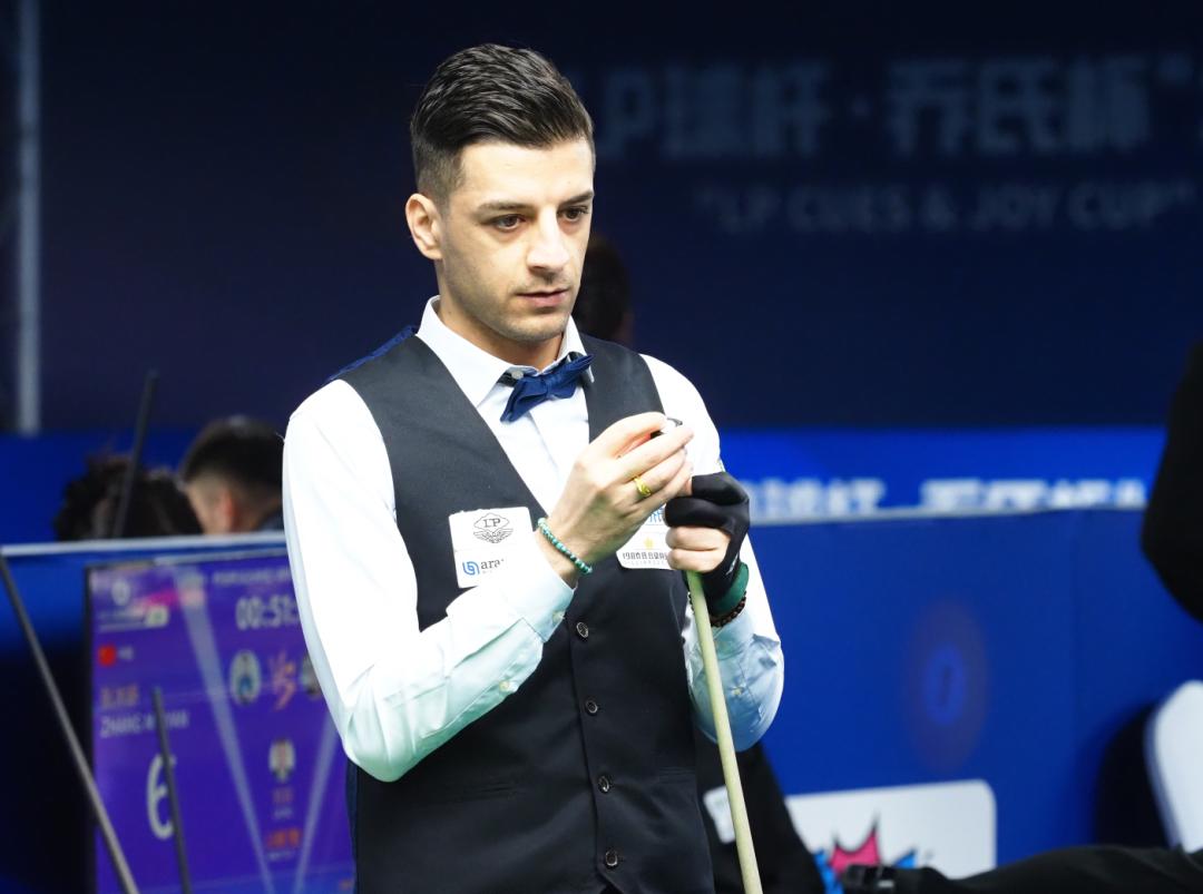 门兴格拉德巴赫vs奥格斯堡：诺伊豪斯领衔